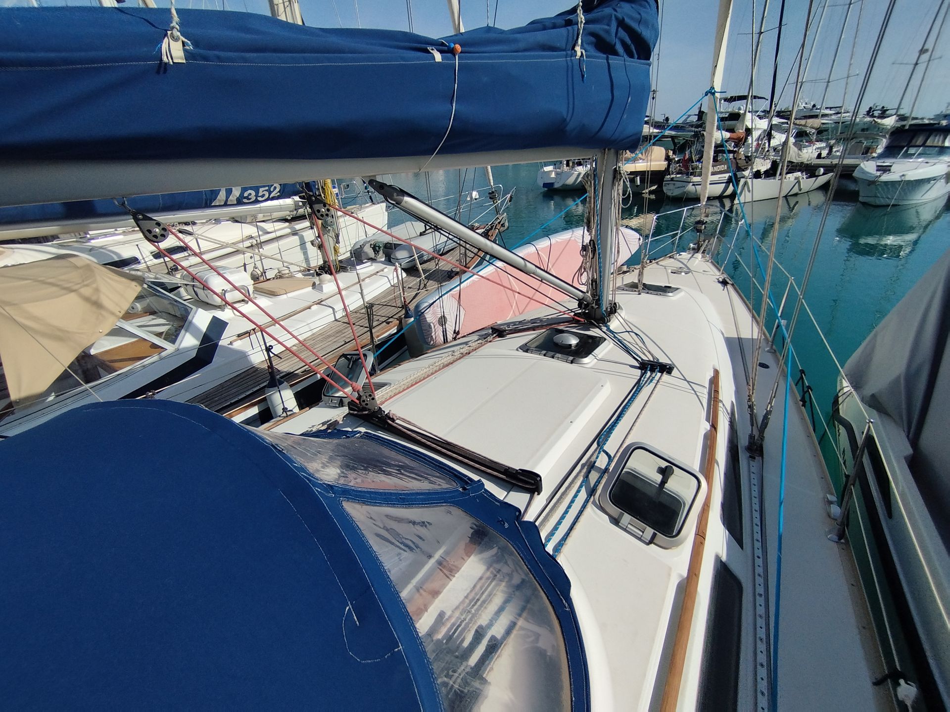 slider 4 Jeanneau Sun Odyssey 35 GTE